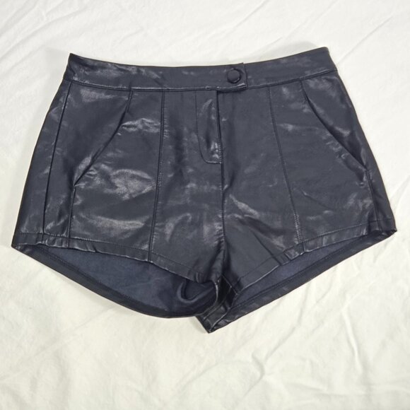 Edikted Ramona High Waist Faux Leather Shorts Womens Medium Black Trendy Vegan - Picture 2 of 11